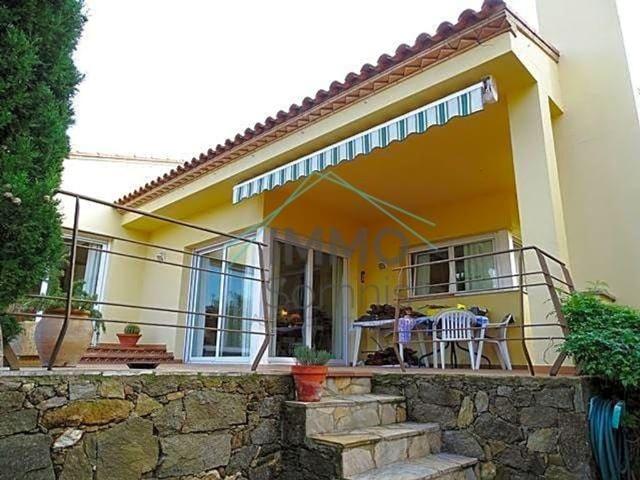 Chalet en venta en el Mas Oliva, Alt Empordà