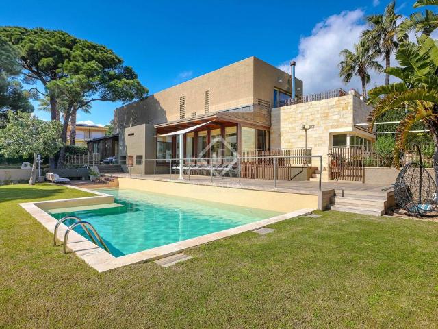 Chalet en venta en Castell-platja D'aro, Girona