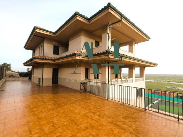 Chalet en venta en Sierra de Fuentes, Cáceres