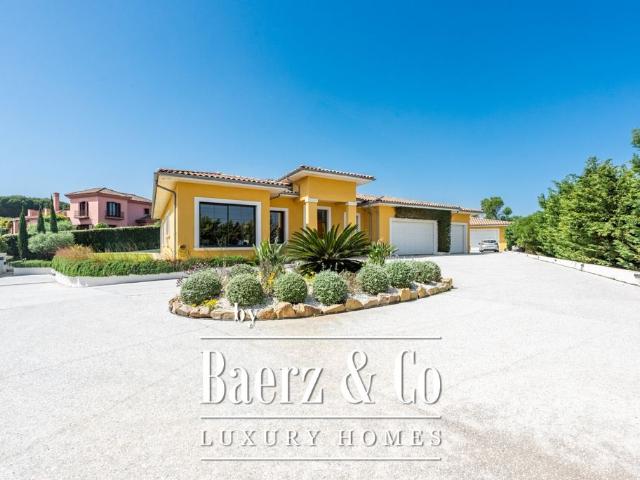 Chalet en venta en Sotogrande, Campo de Gibraltar
