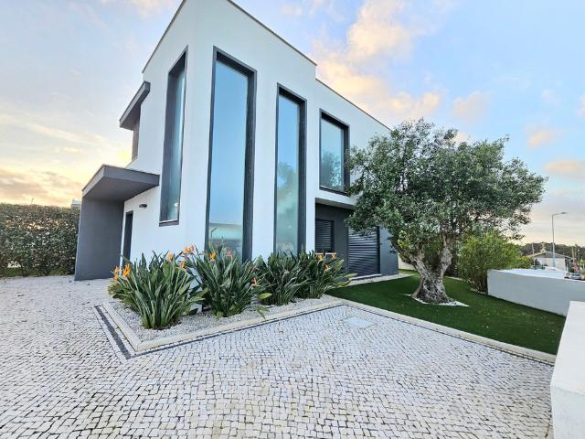 Casa alugar em Bairro Nossa Senhora da Luz, Óbidos
