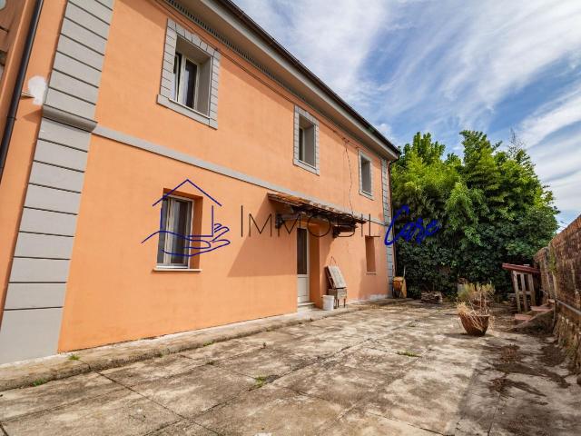 Villa Indipendente in vendita a San Giuliano Terme, Toscana