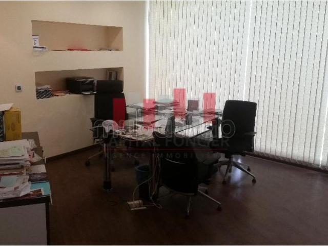 Local commercial vente à Anfa, Gharb-Chrarda-Beni Hssen
