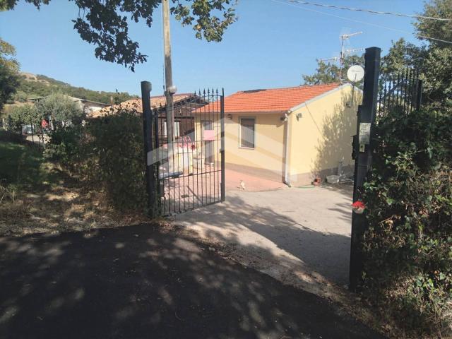 Villa Indipendente in vendita a Guardialfiera, Molise