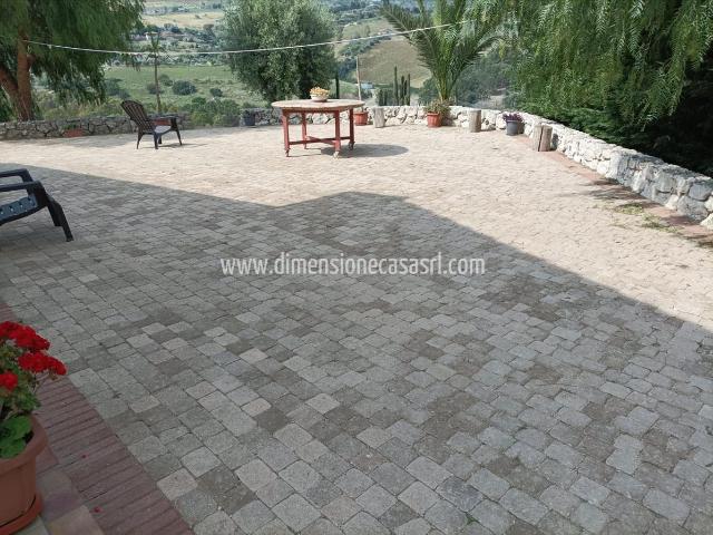 Villa Indipendente in vendita a San Cataldo, Sicilia
