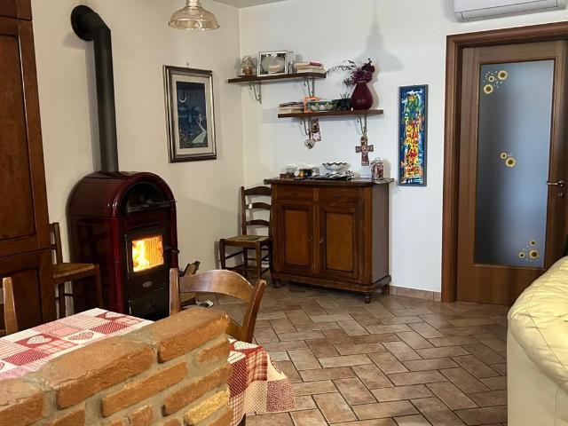 Villa Indipendente in vendita a Borgo Dolomiti, Adria