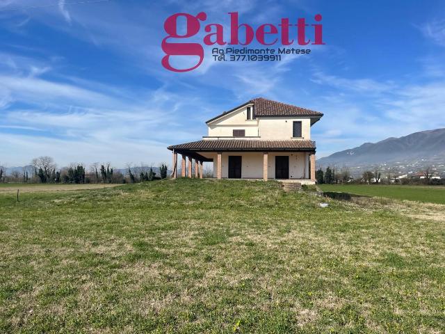 Villa Indipendente in vendita a Alife, Campania