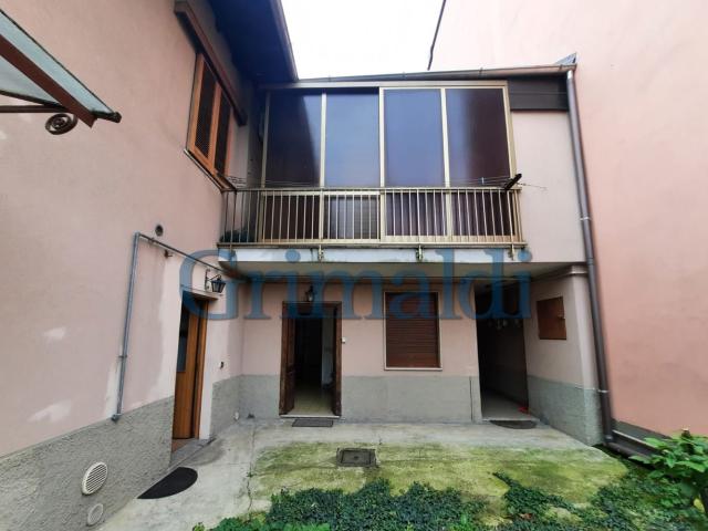 Villa Indipendente in vendita a Arluno, Lombardia