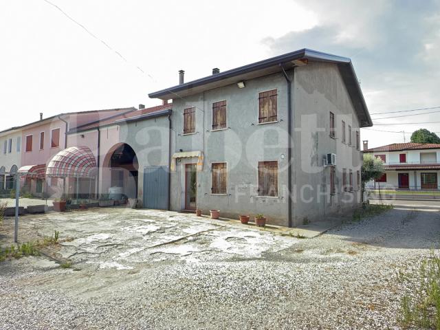 Villa Indipendente in vendita a Arzergrande, Veneto