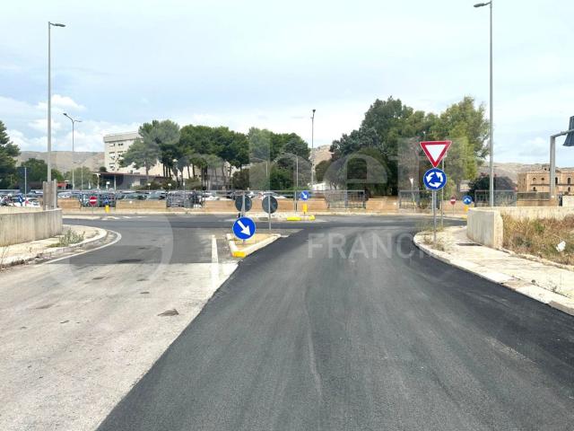Villa Indipendente in vendita a Falaride, Avola