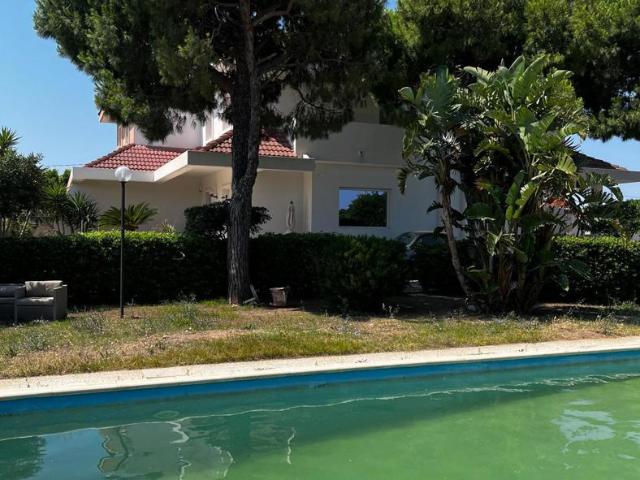 Villa Indipendente in vendita a Casale, Puglia