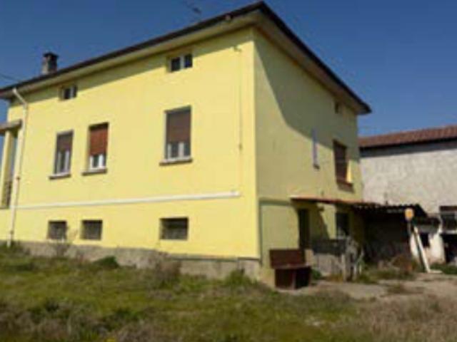 Villa Indipendente in vendita a Broni, Lombardia