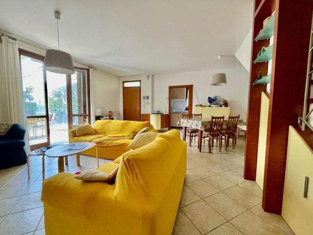 Villa Indipendente in vendita a Oltrarno, Calcinaia