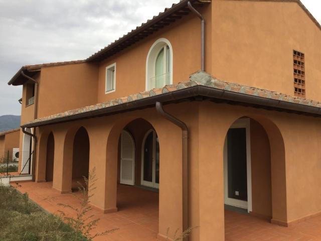 Villa Indipendente in vendita a Oltrarno, Calcinaia