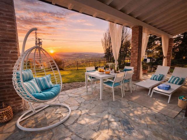 Villa Indipendente in vendita a Castana, Lombardia