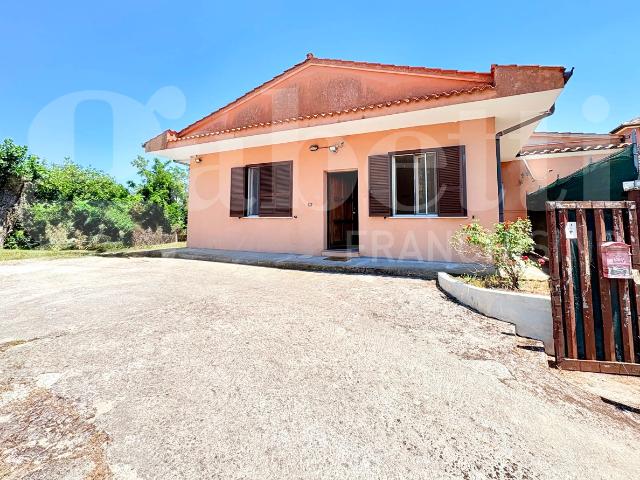 Villa Indipendente in affitto a Roma Capitale, Lazio