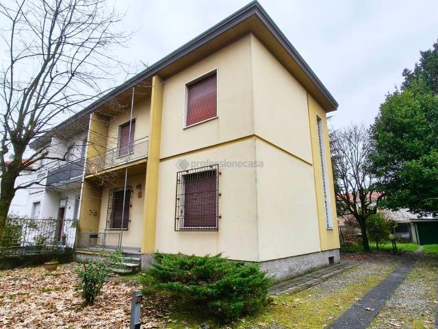 Villa Indipendente in vendita a Prati, Desio