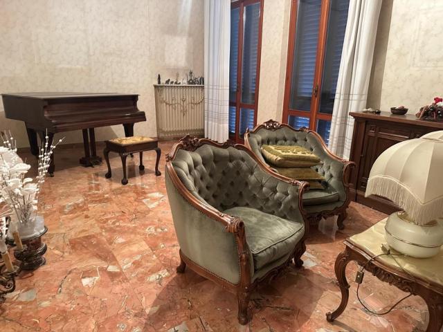 Villa Indipendente in vendita a Unione dei Comuni Circondario dell'Empolese Valdelsa, Empoli