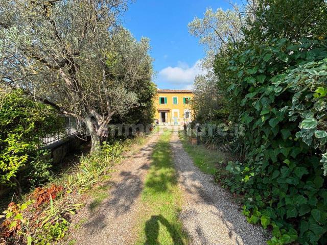 Villa Indipendente in vendita a Serpiolle, Firenze