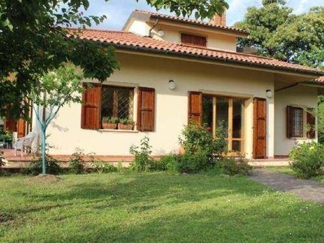 Villa Indipendente in vendita a San Baronto, Lamporecchio