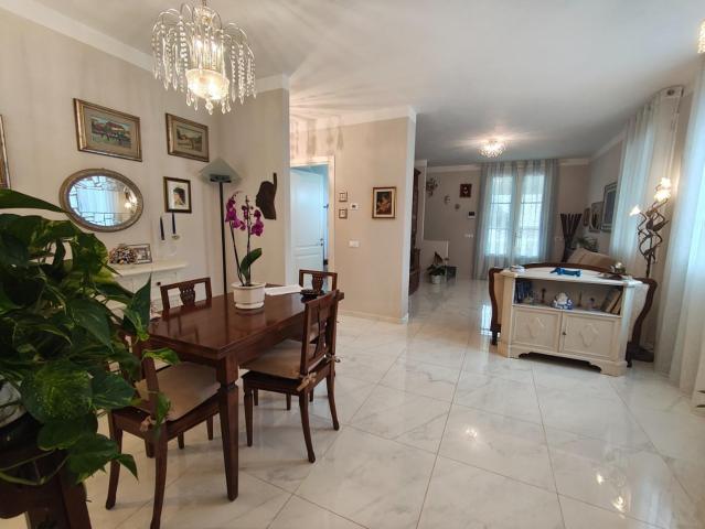 Villa Indipendente in vendita a San Macario in Piano, Bagni Di Lucca Ponte