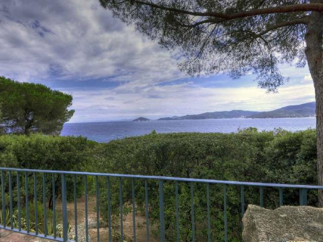 Villa Indipendente in vendita a Marciana, Toscana