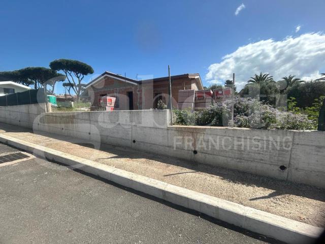 Villa Indipendente in vendita a Roma Capitale, Lazio
