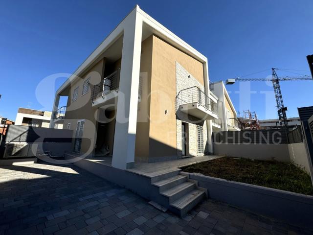 Villa Indipendente in vendita a Roma Capitale, Lazio