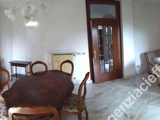Villa Indipendente in vendita a Marina Di Massa, Toscana