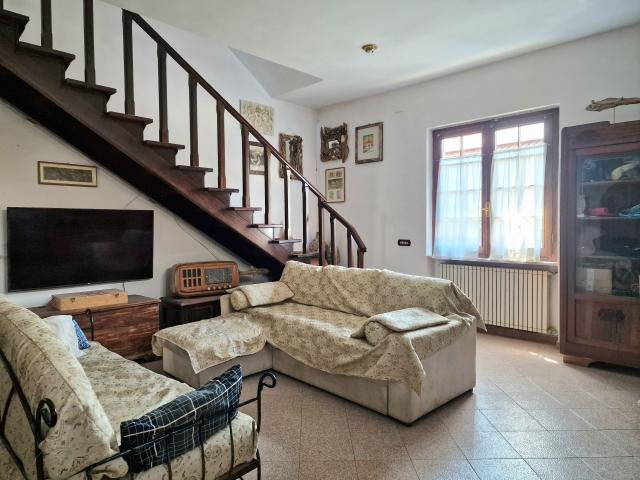 Villa Indipendente in vendita a Casone, Marina Di Massa