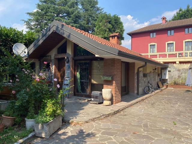 Villa Indipendente in vendita a Municipio 7, Milano