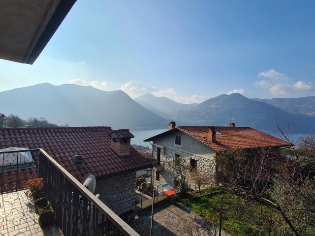 Villa Indipendente in vendita a Comunità montana del Sebino bresciano, Monte Isola