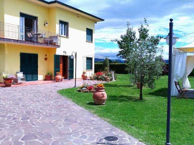 Villa Indipendente in vendita a San Salvatore, Montecarlo