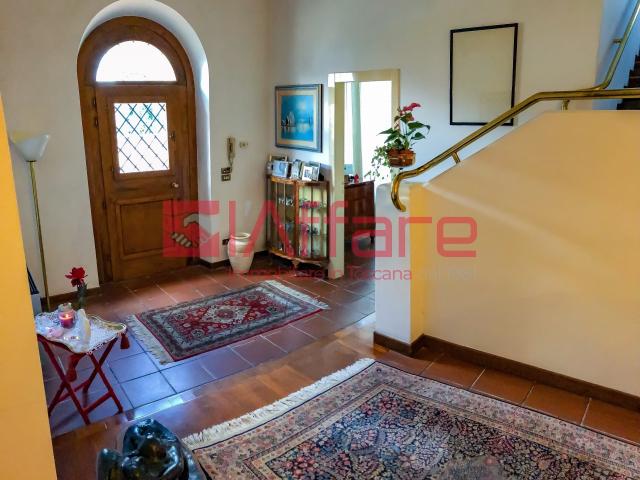 Villa Indipendente in vendita a Montecatini Terme, Toscana