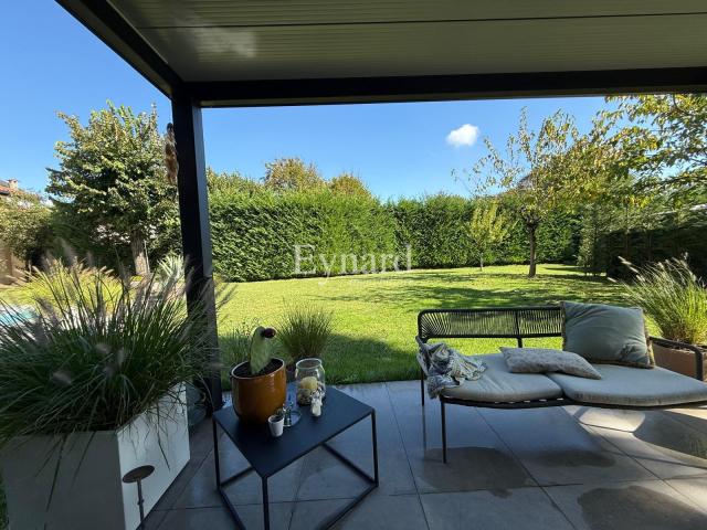 Villa Indipendente in vendita a Osio Sopra, Lombardia