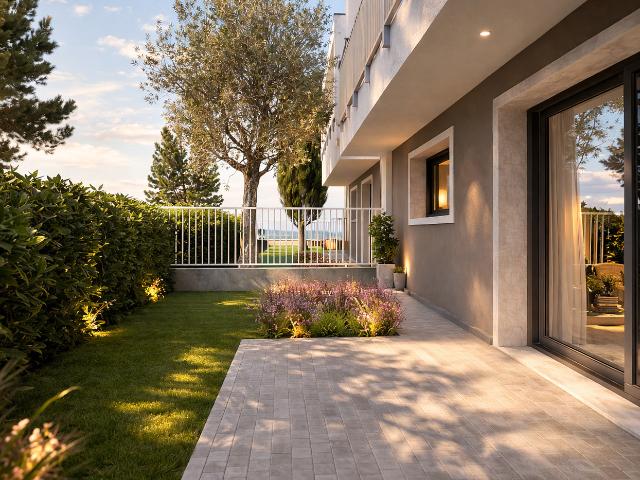 Villa Indipendente in vendita a Peschiera Del Garda, Veneto