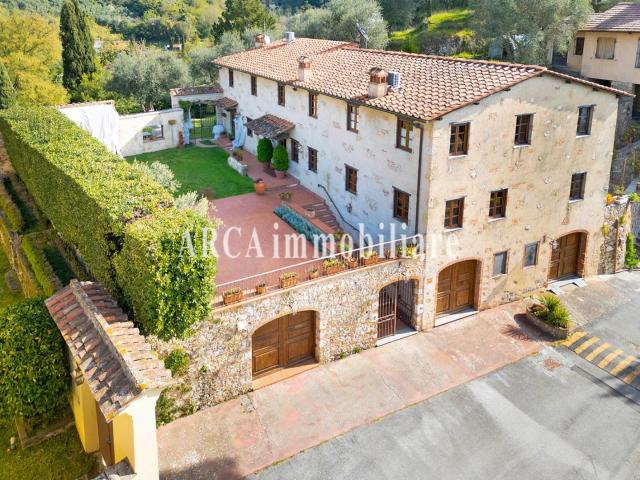 Villa Indipendente in vendita a Tonfano, Toscana