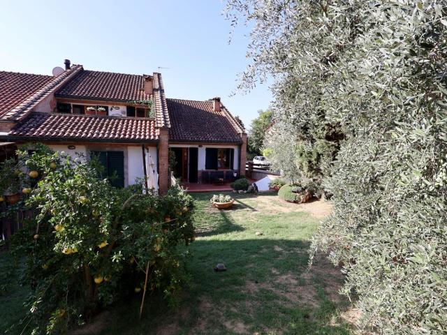 Villa Indipendente in vendita a Centro, Poggibonsi