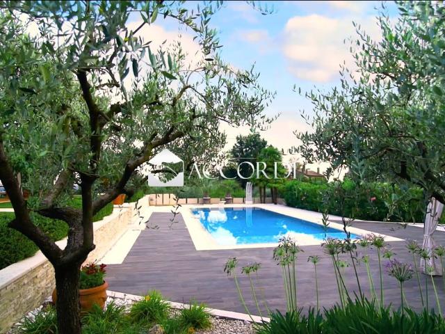 Villa Indipendente in vendita a Refrontolo, Veneto