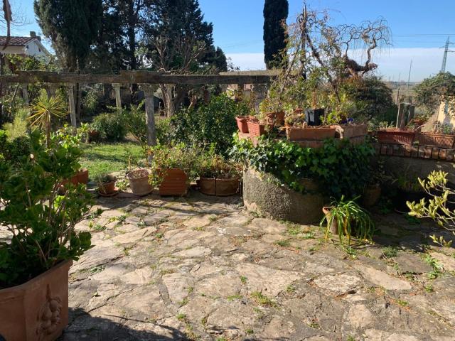 Villa Indipendente in vendita a San Giuliano Terme, Toscana