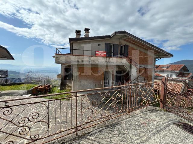 Villa Indipendente in vendita a Ruviano, Campania