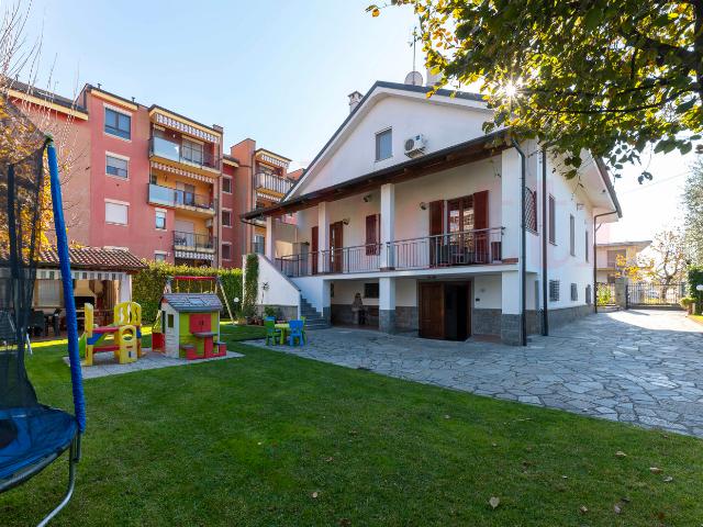 Villa Indipendente in vendita a Bertolla, Piemonte