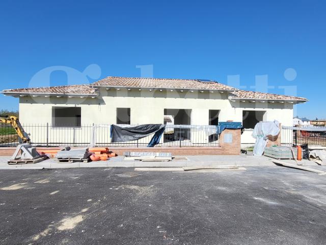 Villa Indipendente in vendita a Unione Terre d'Acqua, Sant'agata Bolognese