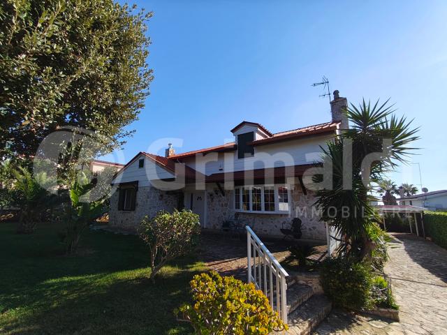Villa Indipendente in vendita a Puglia, Taranto