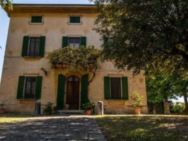 Villa Indipendente in vendita a Terricciola, Toscana