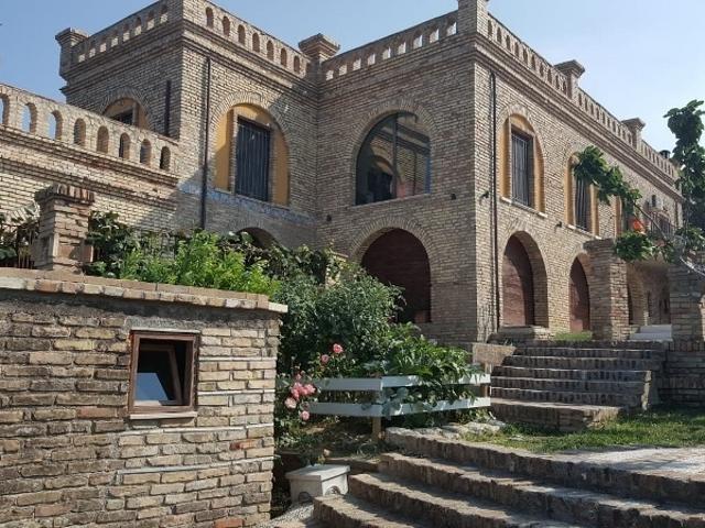 Villa Indipendente in vendita a Unione dei Comuni della Val Vibrata, Tortoreto