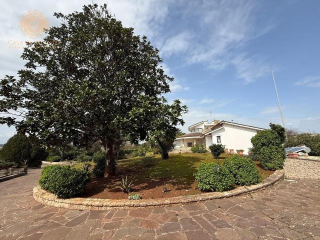 Villa Indipendente in vendita a Puglia, Lecce
