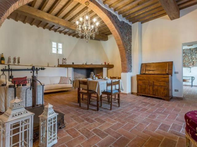 Villa Indipendente in vendita a Vecchiano, Pisa
