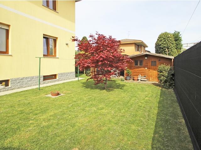 Villa Indipendente in vendita a Venegono Superiore, Lombardia
