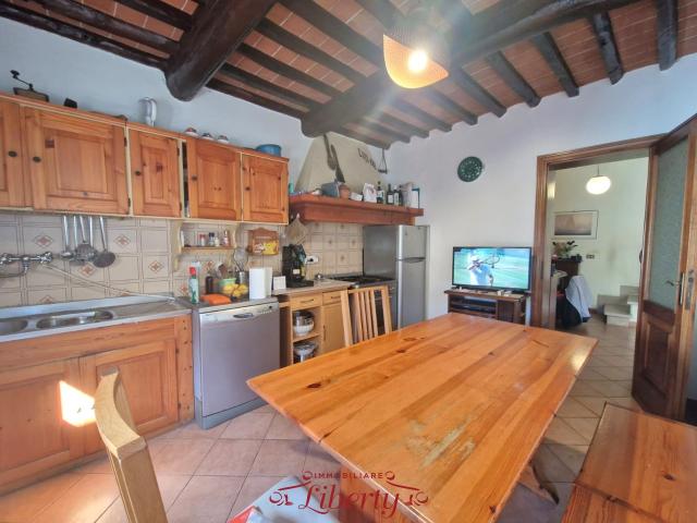Villa Indipendente in vendita a Viareggio, Toscana